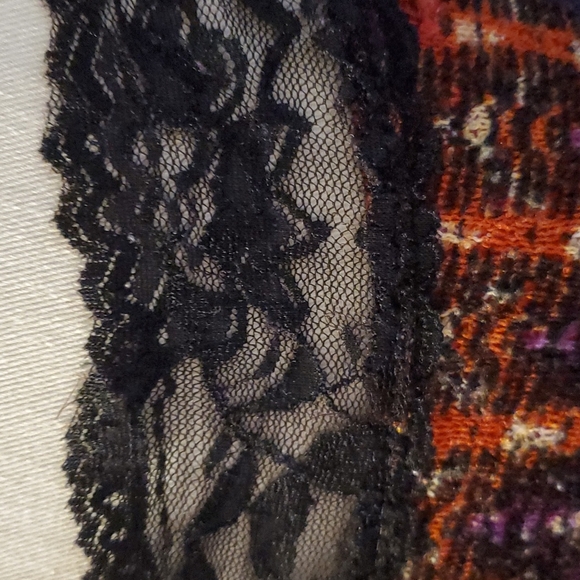 Camisole, two layer and with lace, adjustable, size Medium, Maurices - Picture 3 of 4